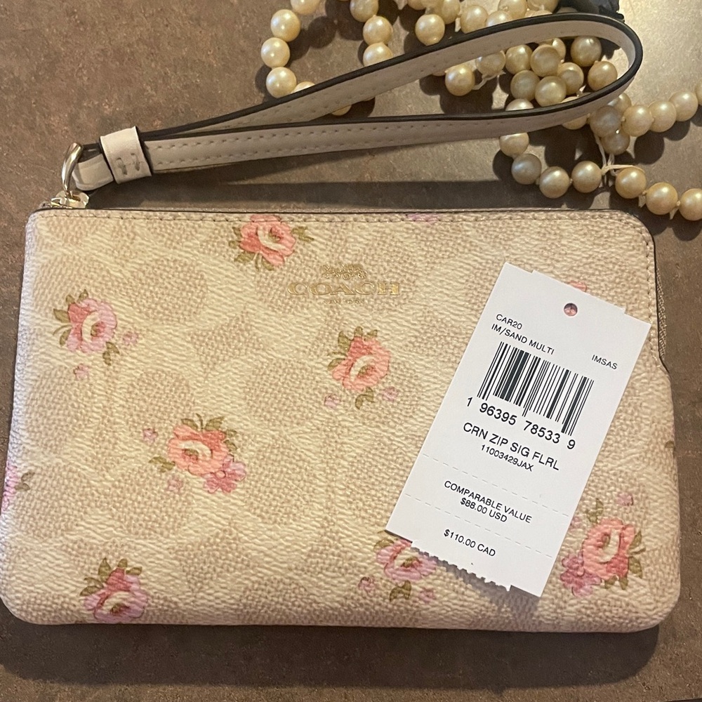 Coach Cream Floral Zip Wristlet with Pink Roses - Picture 2 of 4